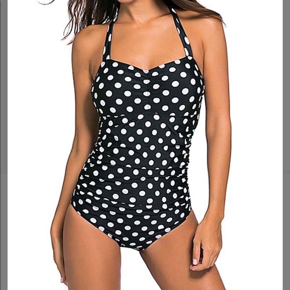 ‼️NWT‼️Black and White Polka Dot Swimsuit